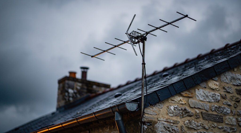 Panne TNT en Manche : la radio rétablie, la TV attendue d&rsquo;ici le week-end