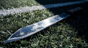 Pont-à-Mousson : un joueur revient avec une machette, un policier le neutralise