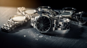 Saint-Maur-des-Fossés : un couple dépouillé de 100 000 € de Rolex par de faux livreurs