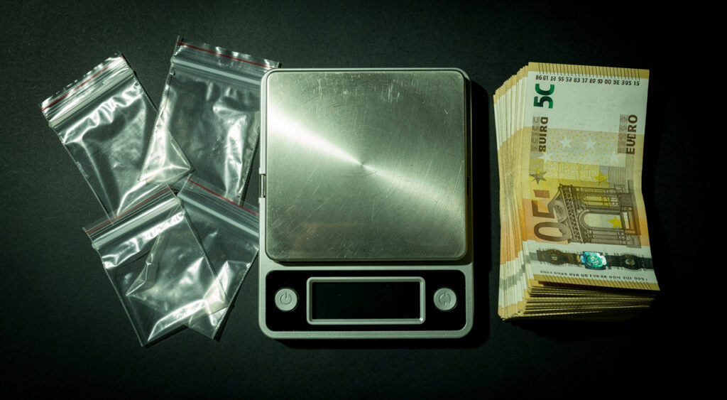 Toulouse : 10 kg de cannabis et 7 000 € saisis après un contrôle routier à Borderouge