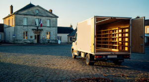 Trangé : incendie à la Ferme de la Drouerie, laboratoire et magasin détruits
