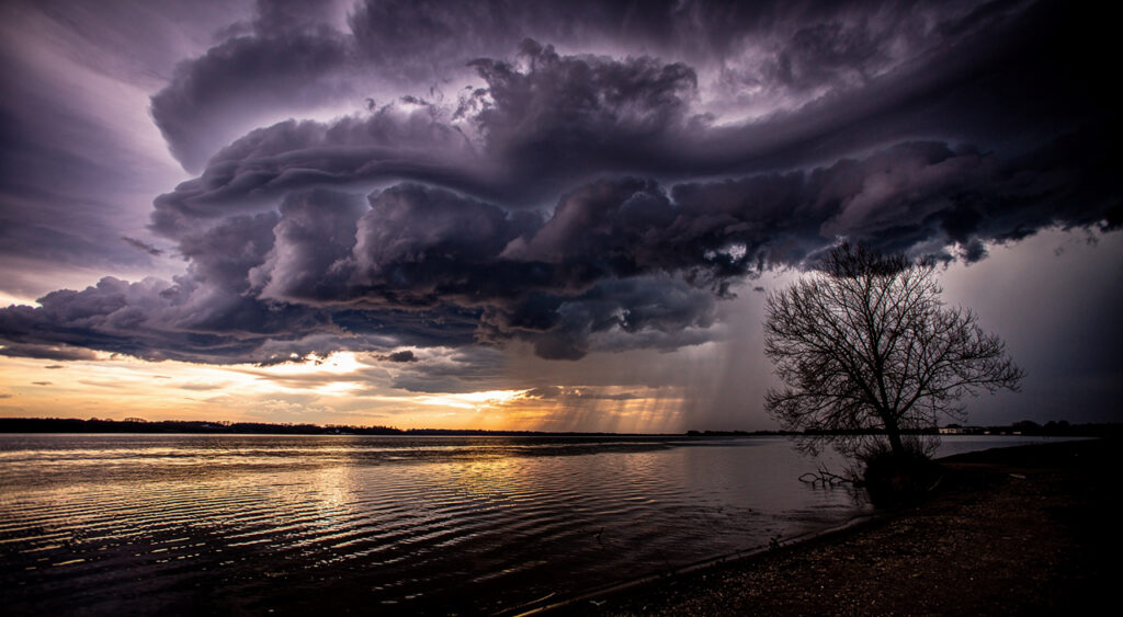 Vigilance jaune orages en Maine-et-Loire : fortes pluies et grêle ce jeudi de 13h à 20h