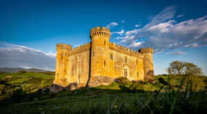 Week-end en Lozère : 8 Mai, marché artisanal à Mende et château