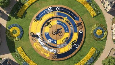 À Offemont, Fou d'Art prépare les décorations pour le Tour de France du 17 juillet