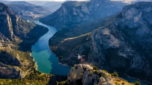 Alpes-de-Haute-Provence : un pilote de 70 ans se tue dans le crash de son ULM dans les Gorges du Verdon