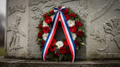 Angers : le préfet Pesneau rend hommage aux morts pour la France en Indochine