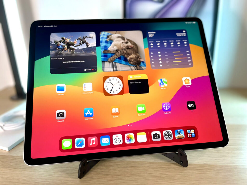 Apple iPad Air 13