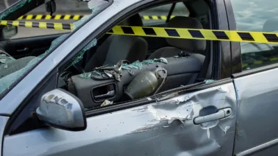 Argenteuil : une grenade découverte par les pompiers dans une voiture accidentée