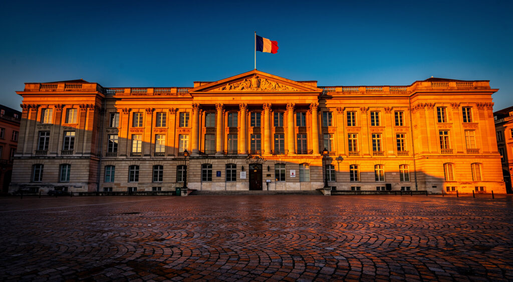 Arras : Geffray lance l&rsquo;expérimentation carte scolaire face à -50 000 élèves d&rsquo;ici 2035