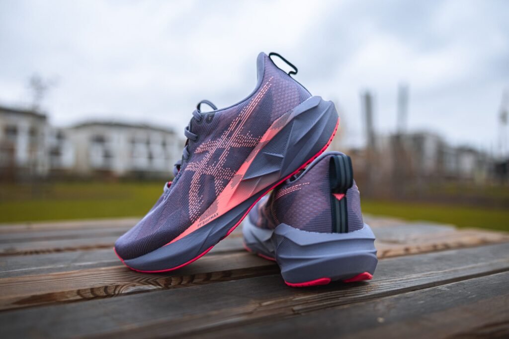 Asics Novablast 5