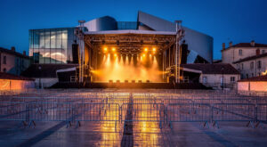 Aurillac en scène : 6 000 festivaliers pour la première soirée avec Matt Pokora et Claudio Capéo