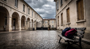 Avignon : deux alertes à la bombe en 24h à l&rsquo;ensemble scolaire La Salle, la directrice porte plainte