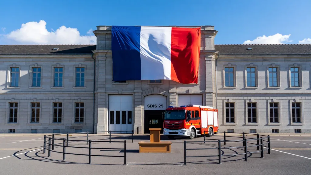 Besançon : plus de 400 pompiers du Doubs honorés lors de la Journée nationale