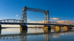 Bordeaux : le pont Chaban-Delmas bloque par la chaleur annule trois leves