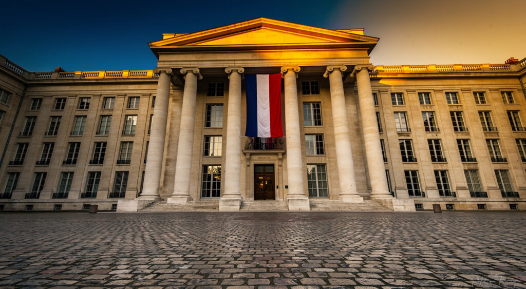 Bouches-du-Rhône : 90 nouveaux Français naturalisés à Marseille par le préfet Witkowski