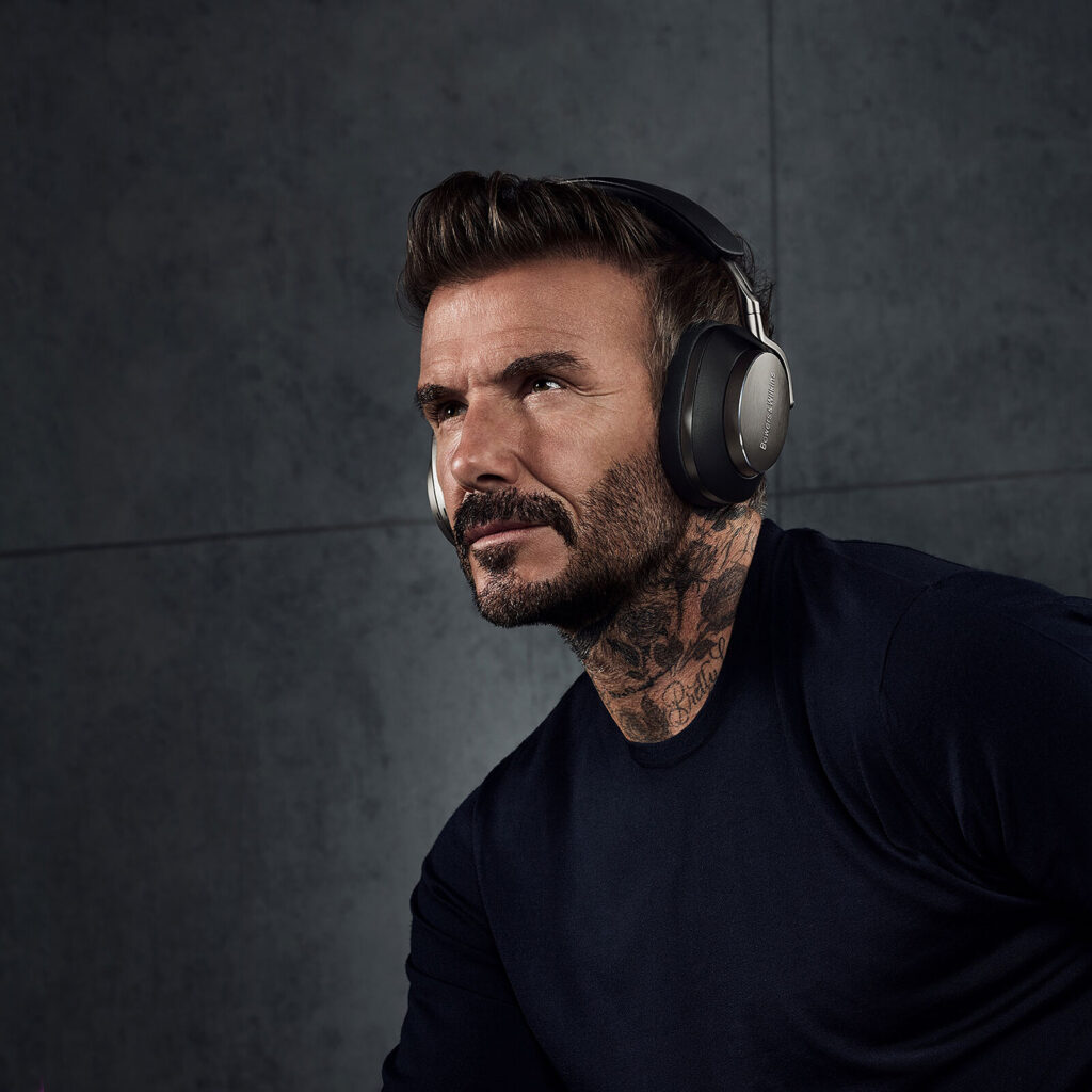 Bowers and Wilkins PX8