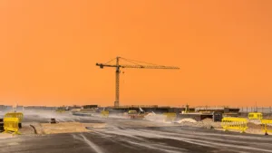 Canicule dans le Val-de-Marne : le préfet adapte les horaires des chantiers BTP (5h-13h)
