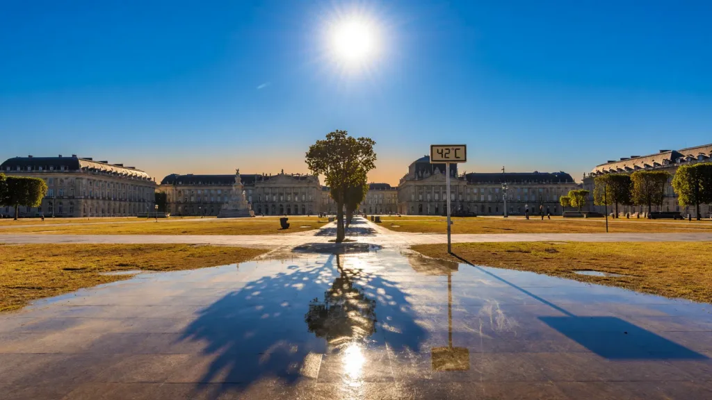 Canicule du 22 juin : 24 stations du Sud-Ouest battent leur record absolu, Bordeaux à 41,7°C
