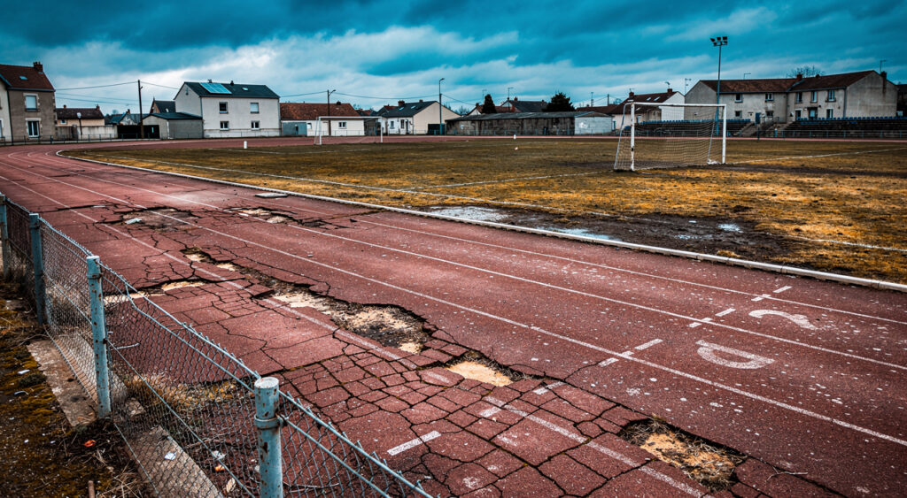 Cauffry : l'opposition attaque sur le sport, la maire défend la résidence seniors
