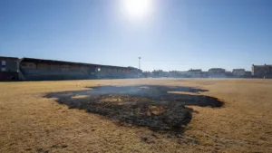 Châteaudun : un début d&rsquo;incendie rapidement maîtrisé au stade Kléber-Picard en pleine canicule