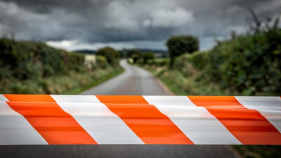 Collision frontale mortelle sur la D863 : un jeune homme de 23 ans tué près de Segré