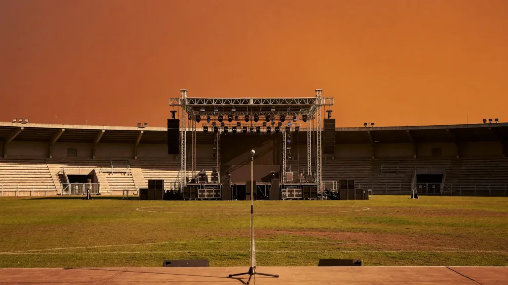 Corbeil-Essonnes : malgré la canicule, Earth, Wind & Fire Experience a rassemblé 2 000 spectateurs