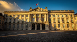 Côte-d&rsquo;Or : le comité départemental des services publics installé à Dijon