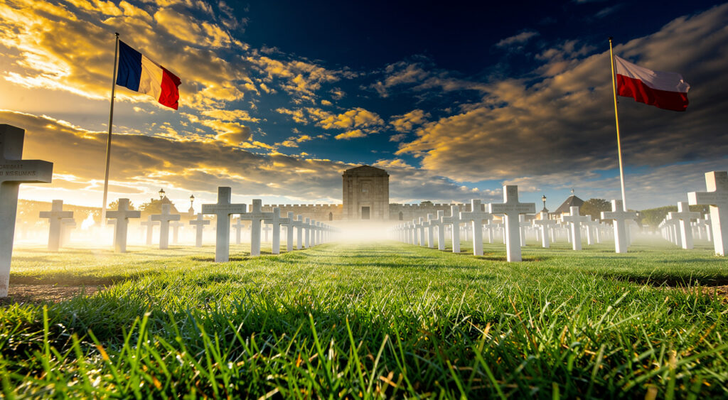 D-Day 82 : hommage aux 615 soldats polonais au cimetière d&rsquo;Urville-Langannerie