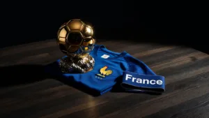Dembélé-Mbappé : le débat sur le sacrifice du Ballon d&rsquo;Or enflamme les Bleus