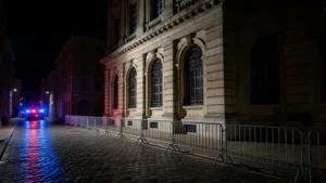 Détonations et fausses victimes : dans les coulisses de l&rsquo;exercice d&rsquo;attaque de masse grandeur nature à Avignon