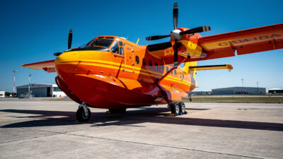 Deux nouveaux Canadairs commandés à Nîmes-Garons : la flotte anti-feux portée à 16 appareils