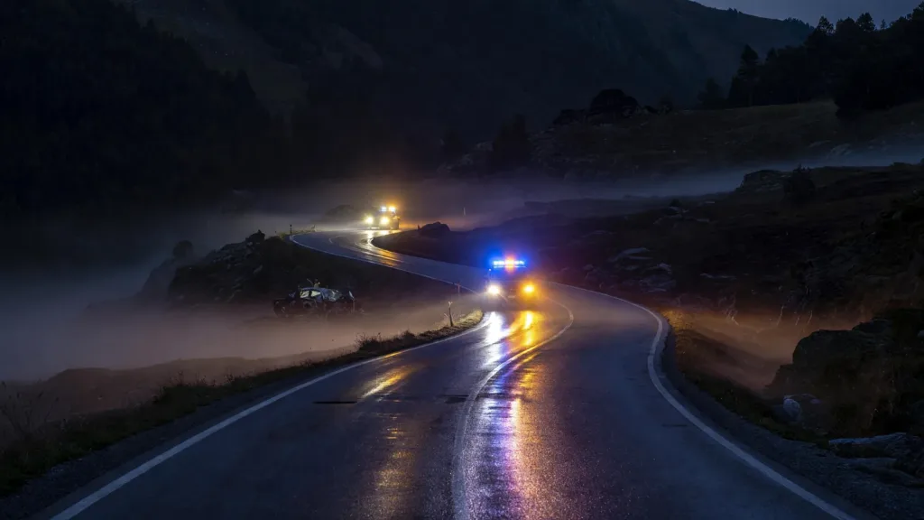 Doubs : un jeune de 18 ans grièvement blessé après une sortie de route au Pays-de-Montbenoît