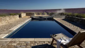 Drôme : enquête ouverte après la mort d&rsquo;un couple de septuagénaires dans la piscine d&rsquo;un gîte à Chatuzange-le-Goubet