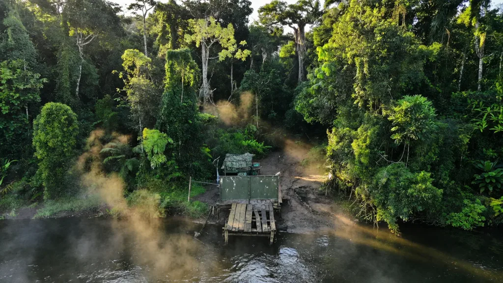 Fête des Pères : un major de gendarmerie et son fils lieutenant déployés ensemble sur l'opération Harpie en Guyane