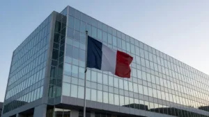 Grenoble : la préfète Catherine Séguin à la journée portes ouvertes de l’hôtel de police