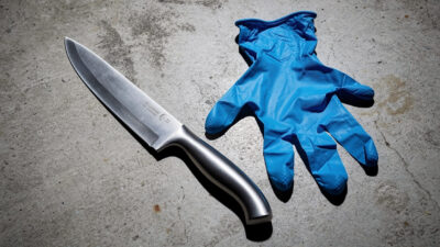 Grenoble : trois adolescentes arrêtées après une rixe à Grand&rsquo;Place, dont une avec un couteau de 15 cm