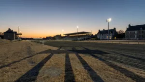 Hippisme : Pourquoi le Quinté+ de ce mardi soir à Dieppe est exceptionnellement décalé à 21h15