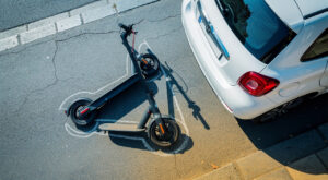 Illzach : appel à témoins après un accident trottinette-voiture avenue de Fribourg