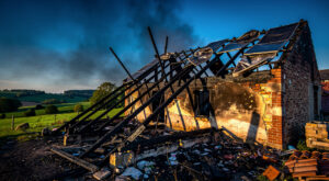Incendie à Bonnétage : une maison détruite, le couple tout perd, cagnotte lancée