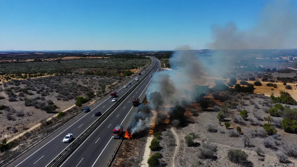 Incendie près de Carcassonne : l'A61 coupée, des perturbations jusqu'à Toulouse