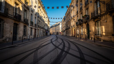 Le Mans : des milliers de passionnés au pesage et au roulage des 24 Heures