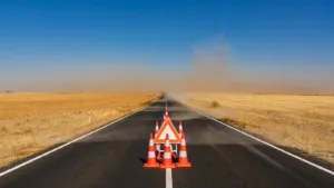 Loir-et-Cher : la D2020 coupée à Theillay après une collision entre un poids lourd et une voiture