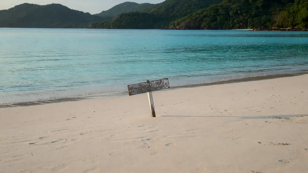 Martinique : le corps d'un pêcheur disparu retrouvé à Sainte-Anne, une enquête ouverte