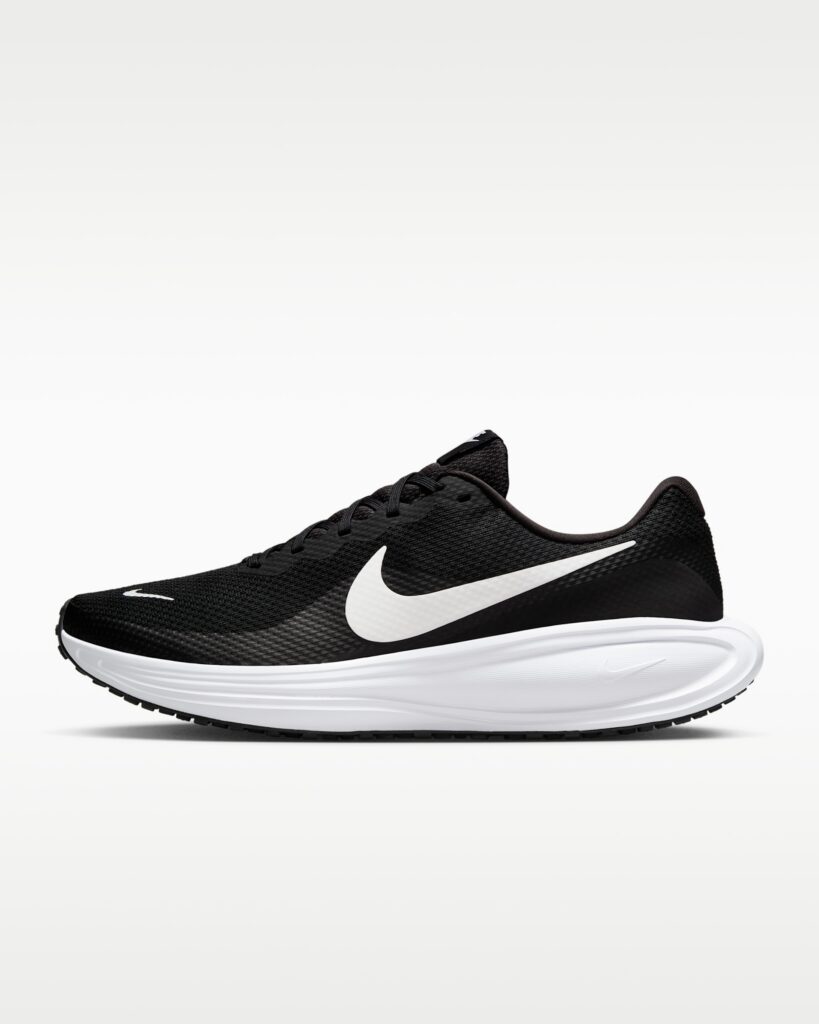 Nike Revolution 8