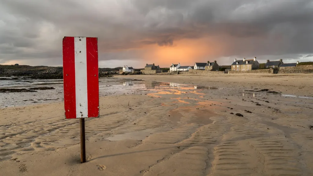 Panne d'électricité dans le Finistère : la baignade interdite à Douarnenez sur trois plages