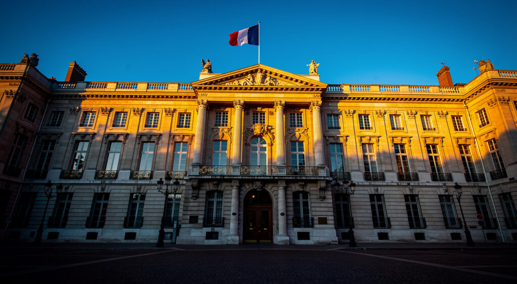 Paris : manifestation contre les répressions le 20 juin, Besancenot et des députés LFI signataires