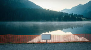 Pelleautier : l’empoisonnement écarté, l&rsquo;enquête sur les chiens morts au lac classée