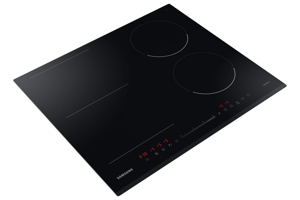 Plaque induction NZ64R3747BK