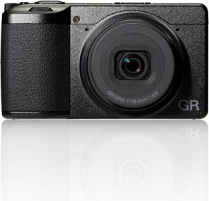 Ricoh GR IV