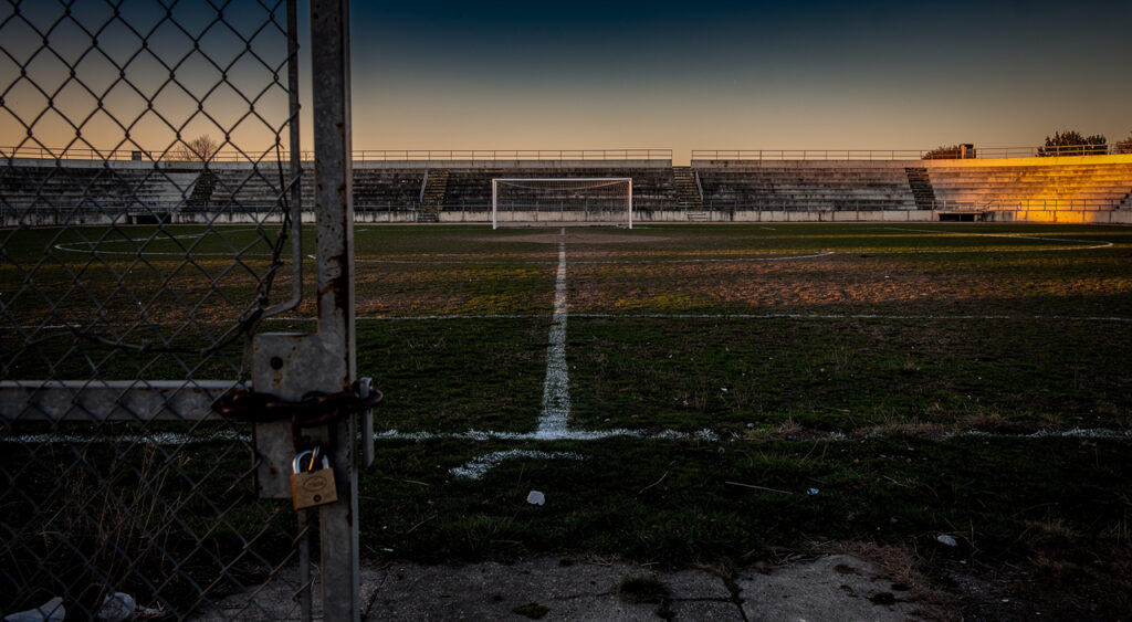 Roubaix : un éducateur du Racing Club agressé au stade Maertens, clubs en conflit